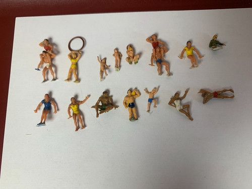 Lot personnages sportifs - lot,